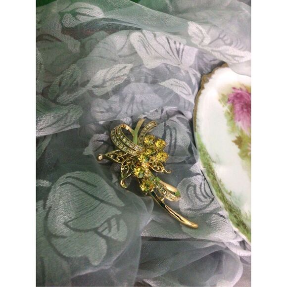 Beautiful Citrine & Clear Rhinestone Brooch Pin Gold, Yellow, Clear - Picture 7 of 12